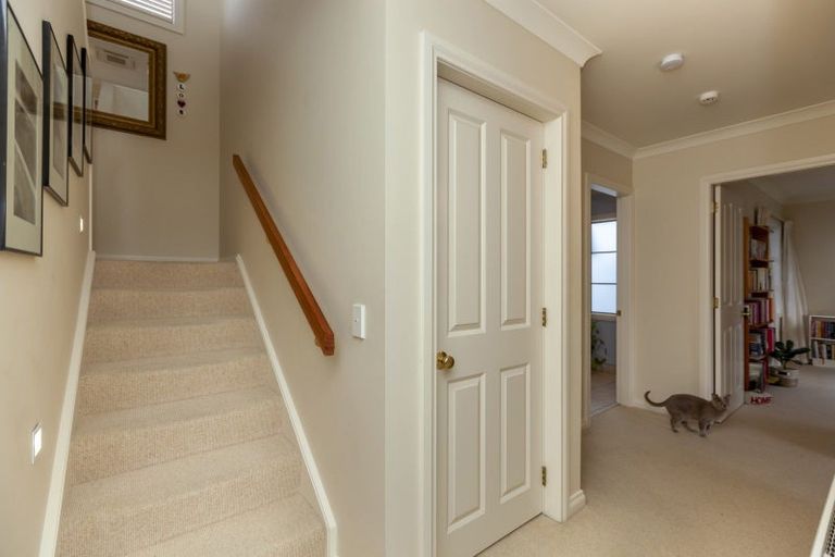 Photo of property in 136 Renown Road, Raumati South, Paraparaumu, 5032