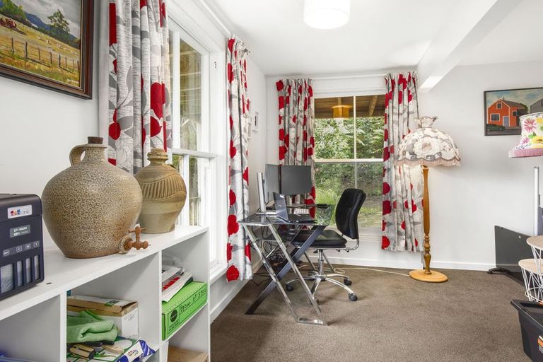 Photo of property in 10 Prebble Grove, Naenae, Lower Hutt, 5011