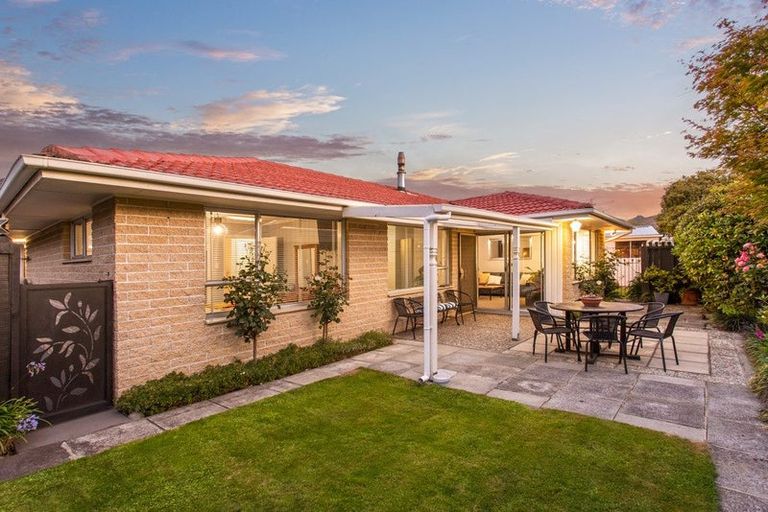 Photo of property in 29 Wades Avenue, Saint Martins, Christchurch, 8022