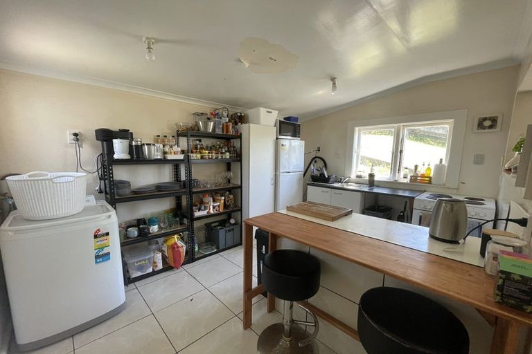 Photo of property in 24 Imperial Terrace, Melrose, Wellington, 6022