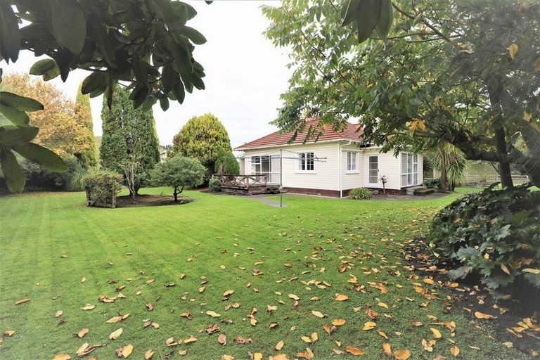 Photo of property in 2 Riverbank Road, Okoia, Whanganui, 4573