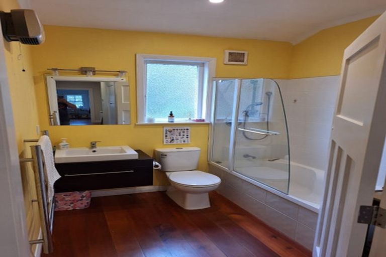 Photo of property in 65 Nottingham Street, Karori, Wellington, 6012