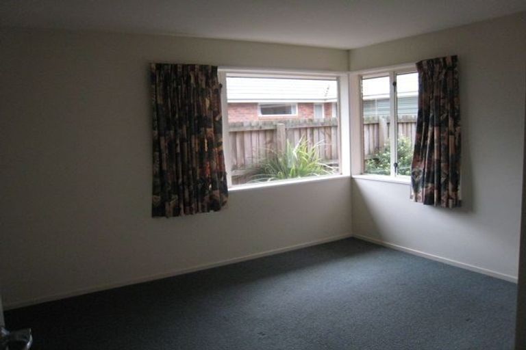 Photo of property in 10 Kydd Lane, Hornby, Christchurch, 8042