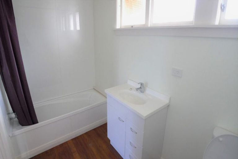 Photo of property in 14a Fairleigh Avenue, Mount Albert, Auckland, 1025