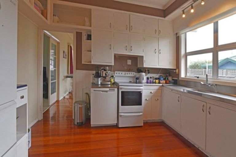 Photo of property in 4 Osier Road, Greenmeadows, Napier, 4112