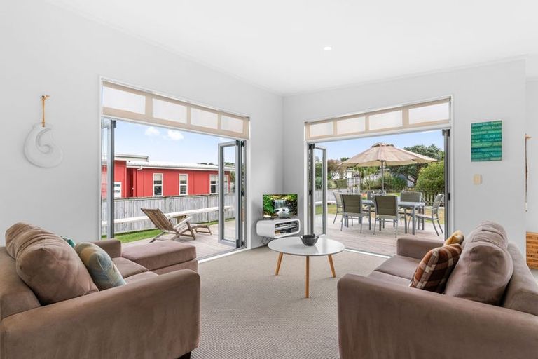 Photo of property in 44 Seabreeze Road, Mangawhai Heads, Mangawhai, 0505