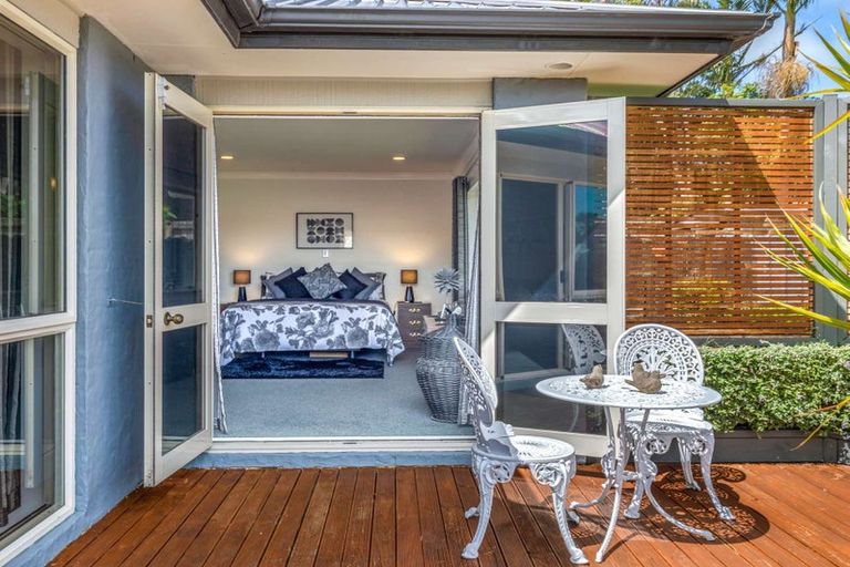 Photo of property in 22 Waitoa Street, Waiuku, 2123