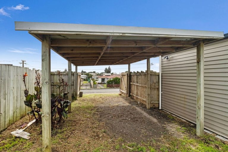 Photo of property in 5 Seafront Road, Castlecliff, Whanganui, 4501