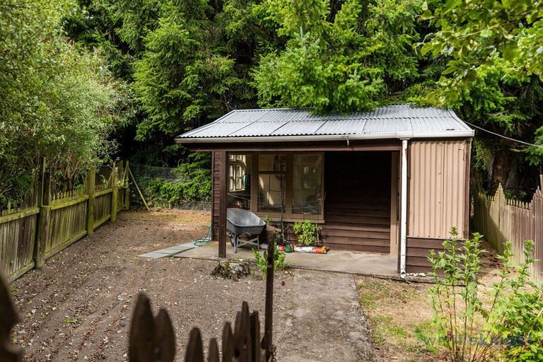 Photo of property in 2377 Homebush Road, Coalgate, 7673