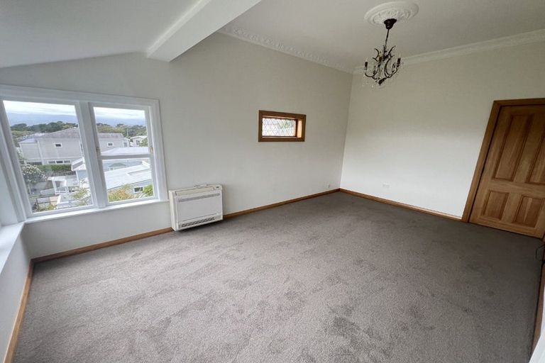 Photo of property in 38a Connaught Terrace, Brooklyn, Wellington, 6021