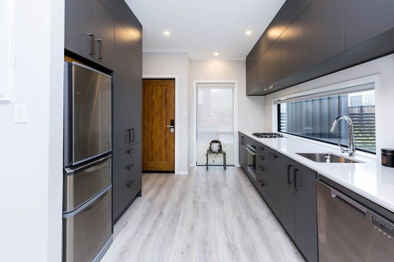 Photo of property in 8 Gloaming Lane, Wallaceville, Upper Hutt, 5018