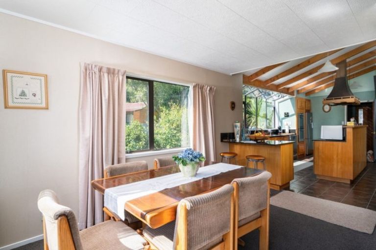 Photo of property in 205 Tauhara Road, Tauhara, Taupo, 3330