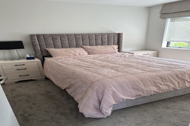 Photo of property in 11d Regency Place, Sunnynook, Auckland, 0632