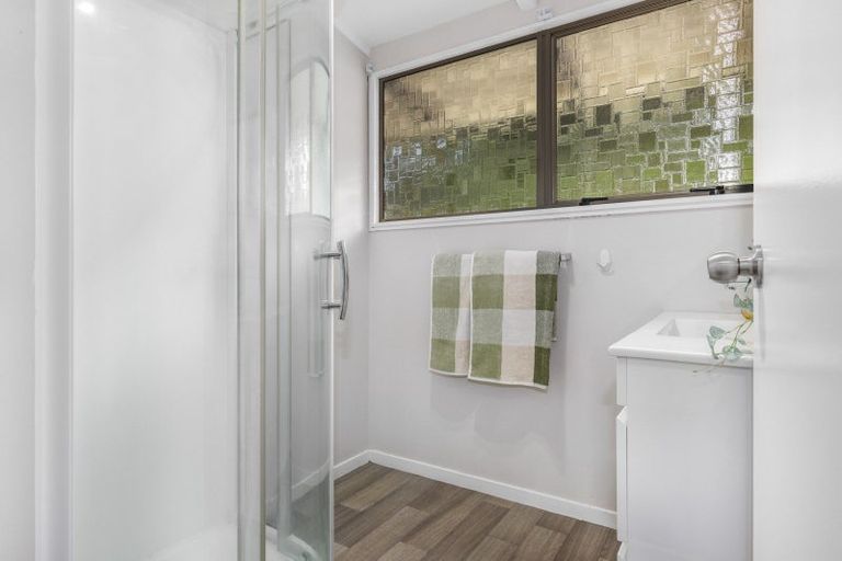 Photo of property in 25 Solander Place, Whitby, Porirua, 5024