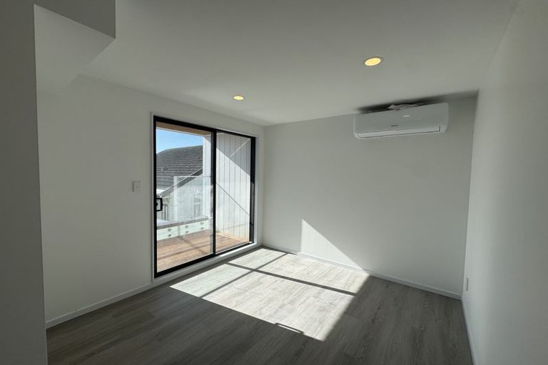 Photo of property in 12c Elcoat Avenue, Te Atatu South, Auckland, 0610