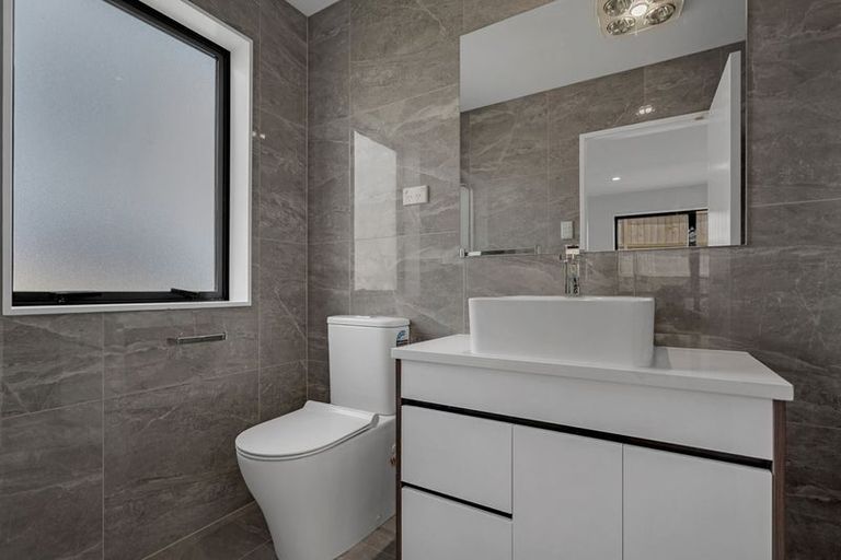 Photo of property in 32 Leathem Crescent, Pokeno, 2402