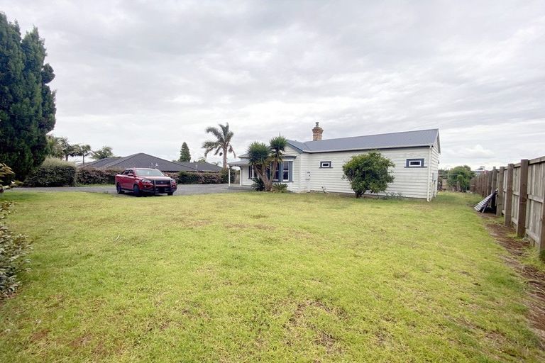 Photo of property in 235 Victoria Street West, Pukekohe, 2120