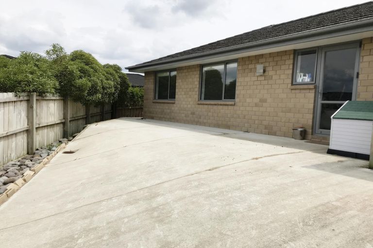 Photo of property in 22 Kilbryde Crescent, Pokeno, 2402