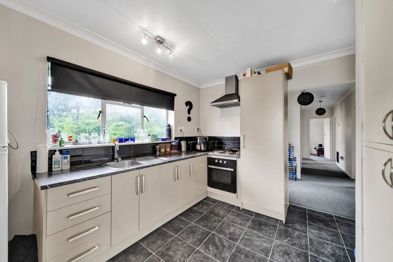 Photo of property in 49 Castle Street, Eltham, 4322