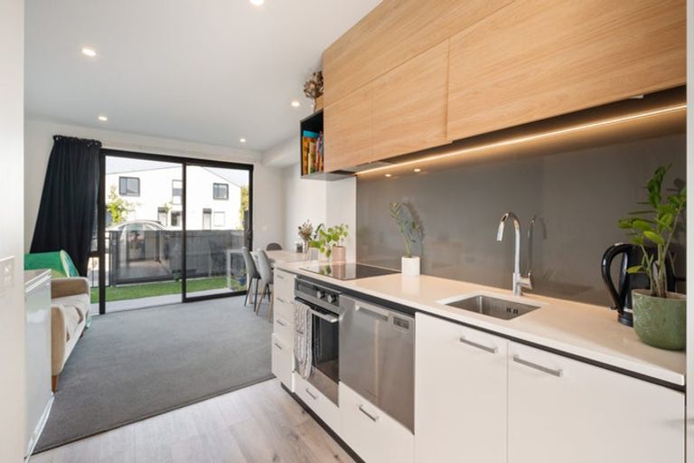 Photo of property in 2/24 Percy Street, Phillipstown, Christchurch, 8011