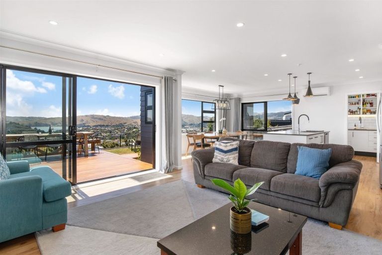Photo of property in 20 Pacific View, Whitby, Porirua, 5024
