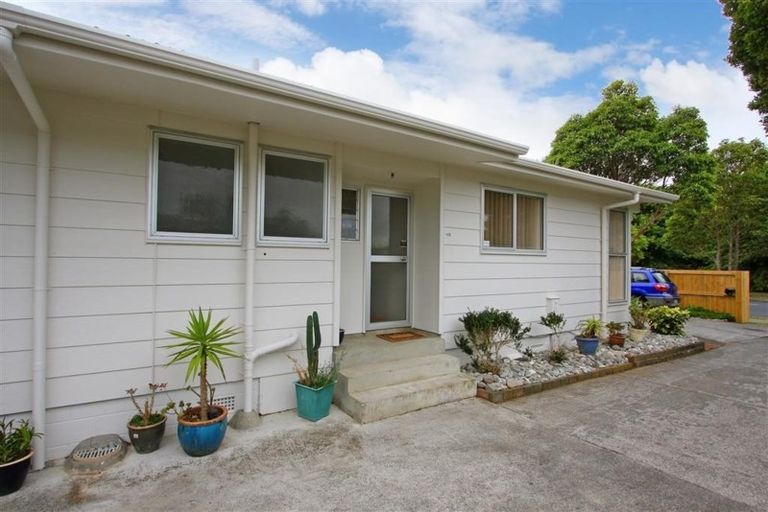 Photo of property in 423 Bucklands Beach Road, Bucklands Beach, Auckland, 2012