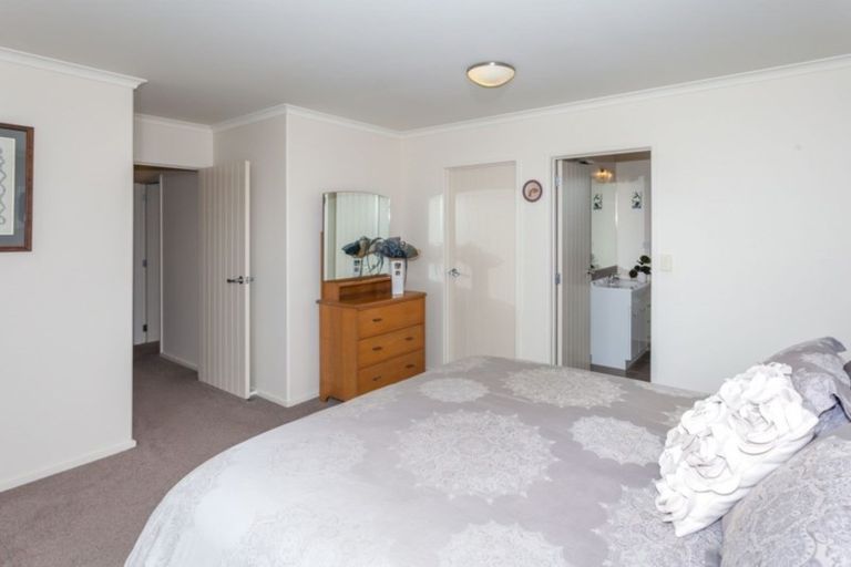 Photo of property in 20 Merrimana Drive, Thames, 3500