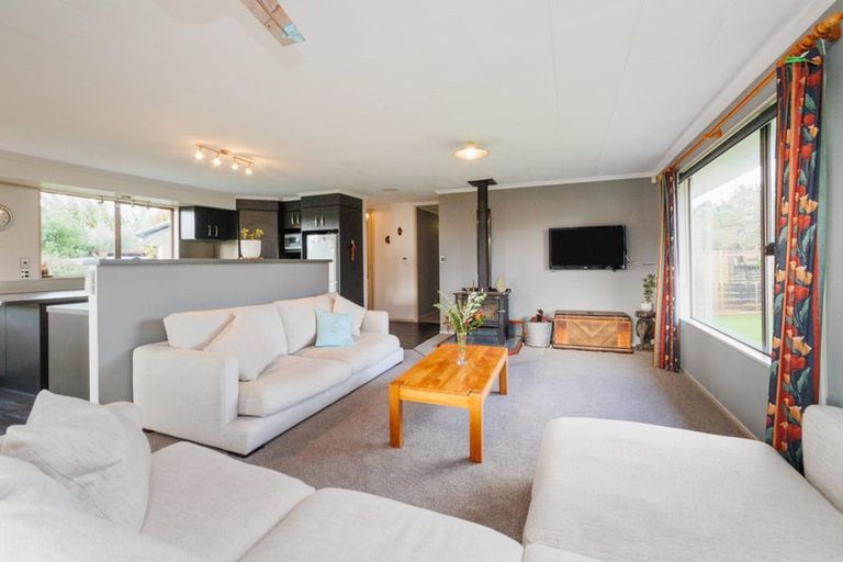 Photo of property in 24 Gorton Street, Bulls, 4818