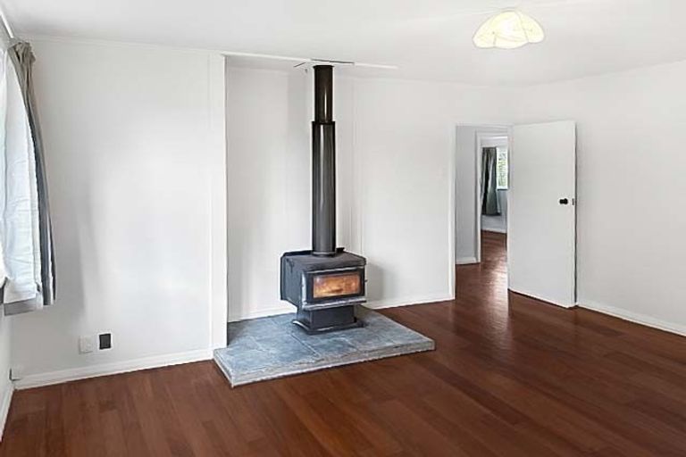 Photo of property in 15 Redfern Street, Dannevirke, 4930