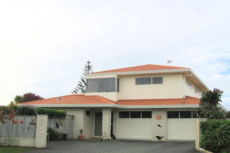 Photo of property in 9 Beach Haven Place, Paraparaumu Beach, Paraparaumu, 5032