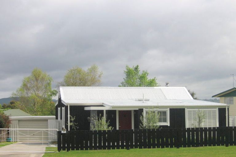 Photo of property in 7 Reid Grove, Richmond Heights, Taupo, 3330