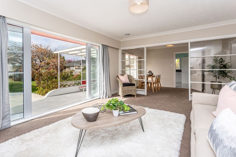 Photo of property in 932 Avonside Drive, Avondale, Christchurch, 8061