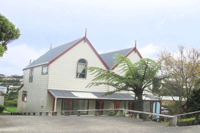 Photo of property in 30b Cypress Drive, Maungaraki, Lower Hutt, 5010