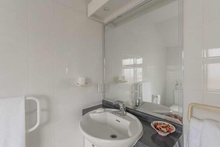 Photo of property in 3b/25 Maclean Street, Paraparaumu Beach, Paraparaumu, 5032