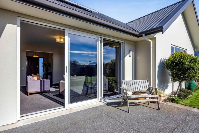 Photo of property in 4 Nikau Place, Hawera, 4610