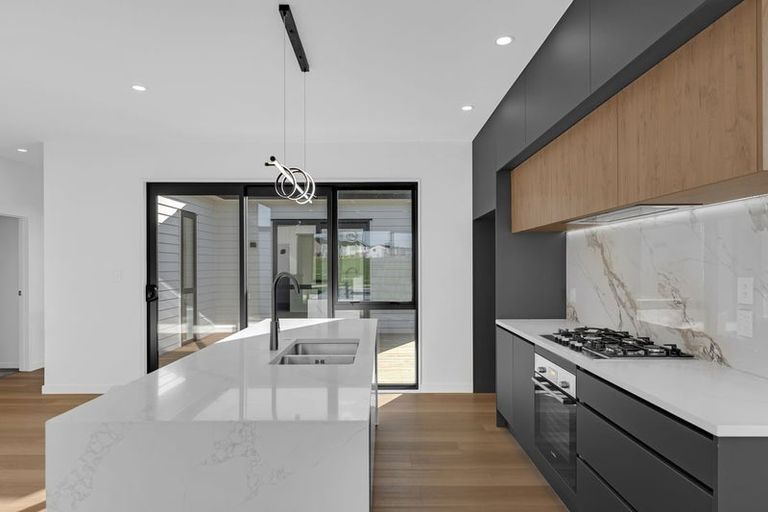 Photo of property in 8 Kobe Street, Karaka, 2580