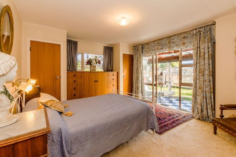 Photo of property in 212 Te Moana Road, Waikanae, 5036
