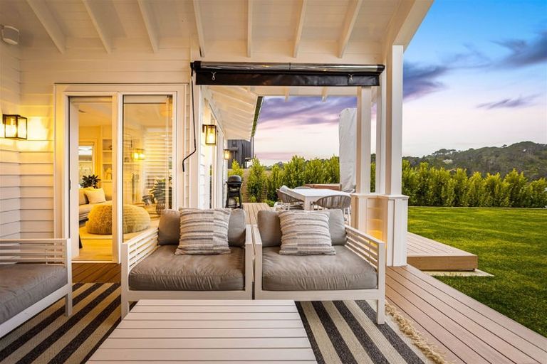 Photo of property in 6 William Blake Way, Riverhead, 0820