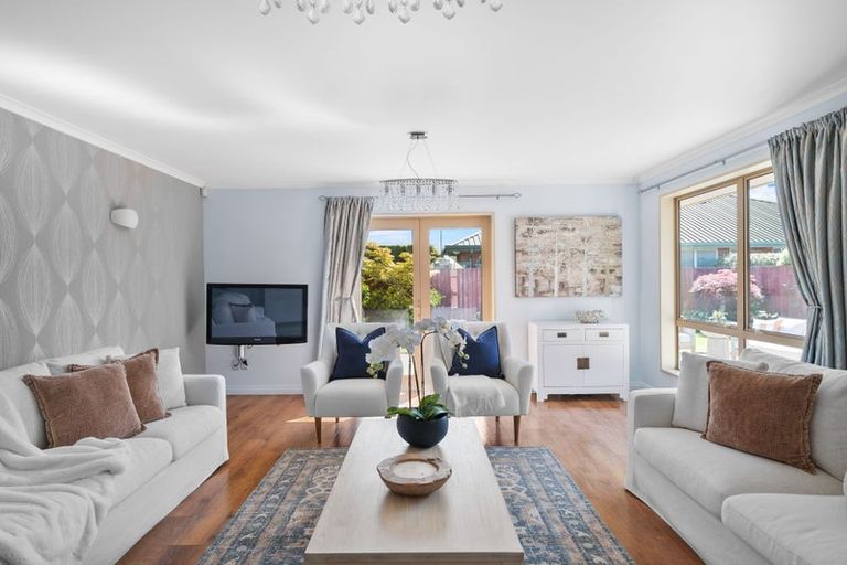 Photo of property in 43a Coolspring Way, Redwood, Christchurch, 8051