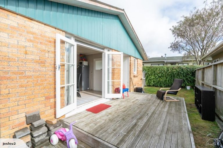 Photo of property in 1/120 Taupo View Road, Taupo, 3330