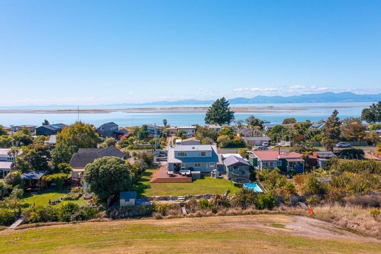 Photo of property in 74 Trewavas Street, Motueka, 7120
