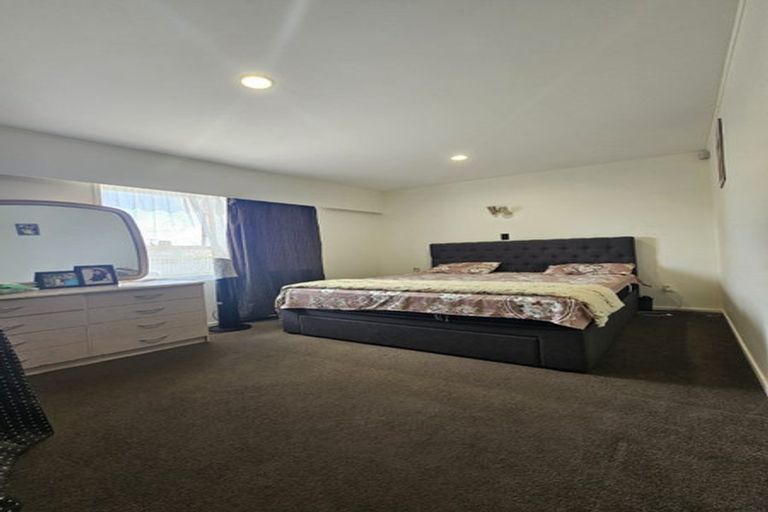 Photo of property in 2/2a Hutt Road, Manurewa, Auckland, 2102