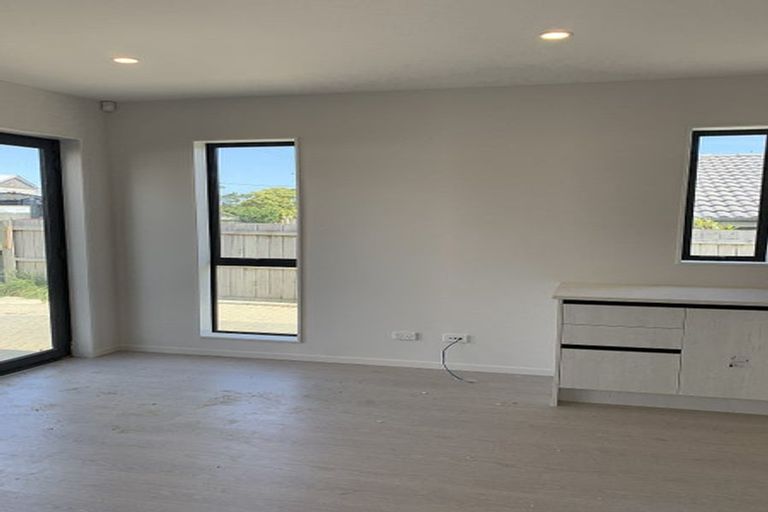Photo of property in 69b Astley Avenue, New Lynn, Auckland, 0600