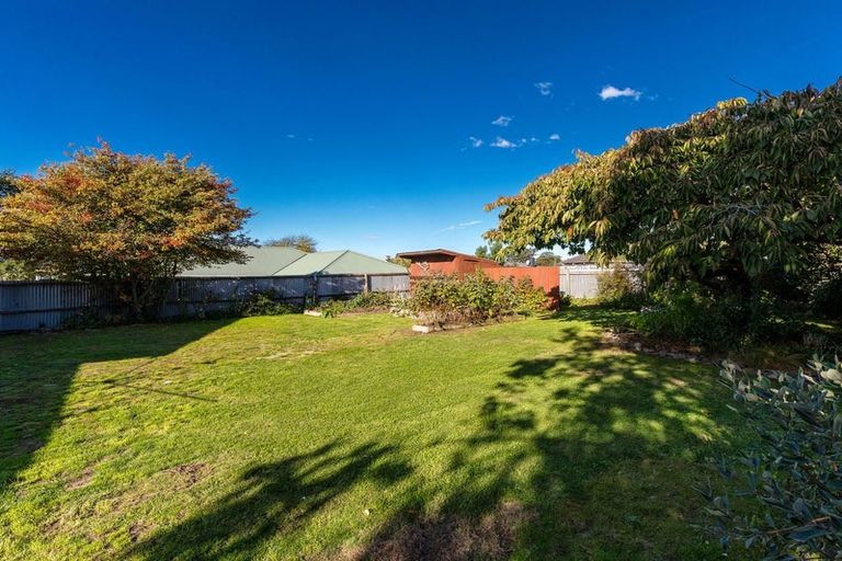 Photo of property in 11 Exeter Street, Waimate, 7924
