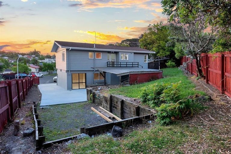 Photo of property in 38 Alidade Place, Massey, Auckland, 0614