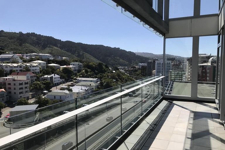 Photo of property in Montreaux Apartments, 10g/164 The Terrace, Wellington Central, Wellington, 6011