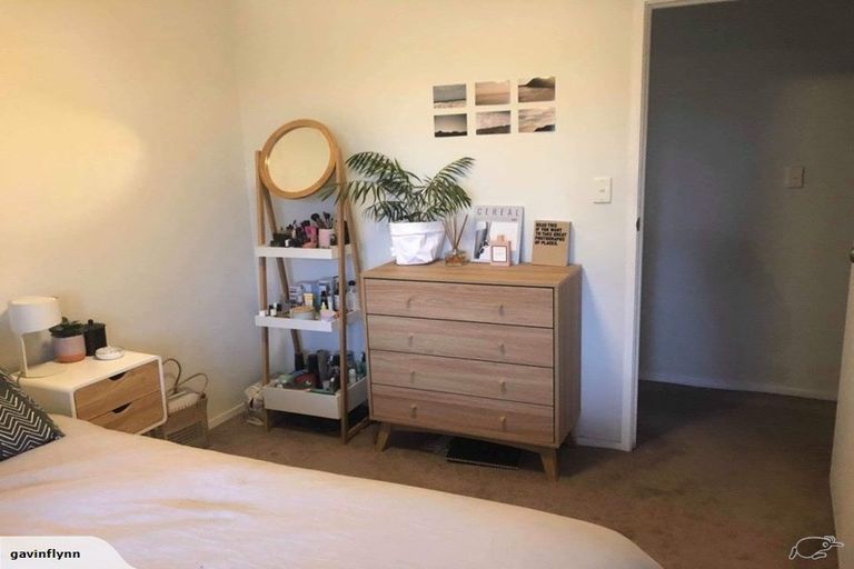 Photo of property in 2/14 Charles Street, Hauraki, Auckland, 0622