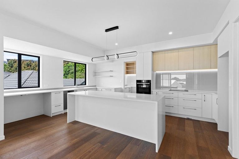 Photo of property in 10 Winspear Place, Omokoroa, 3114