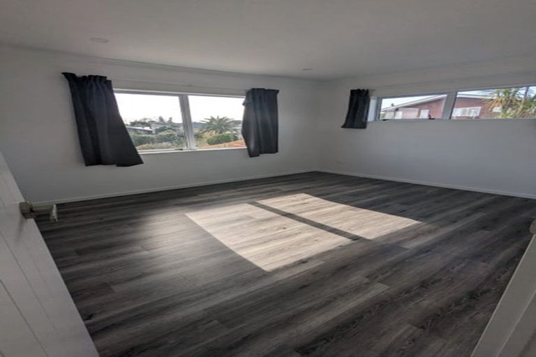 Photo of property in 75b Andrew Road, Howick, Auckland, 2010