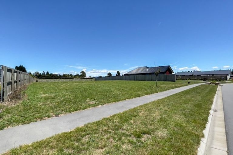 Photo of property in 9 Silver Peaks Drive, West Melton, 7618